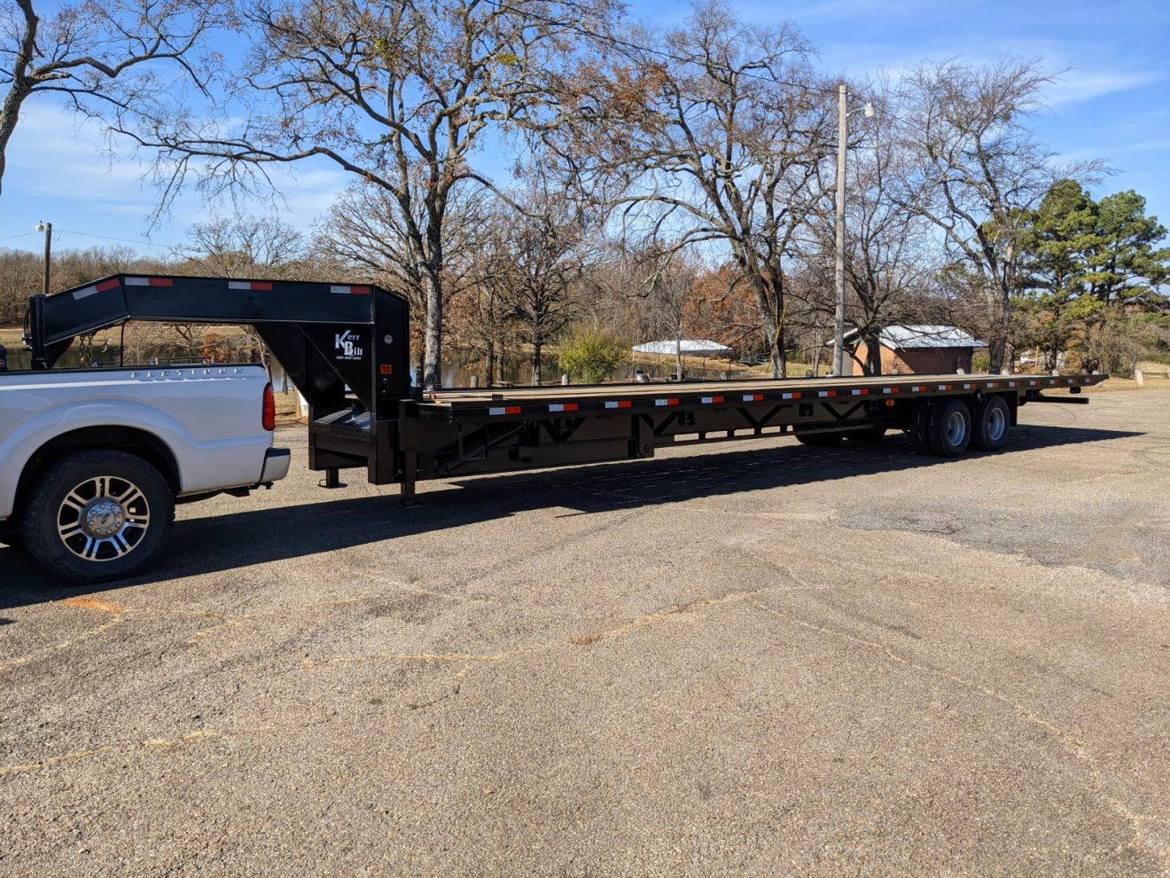 40' Gooseneck Hydraulic Tilt with 10,000# Axles - Kerr Bilt Trailers